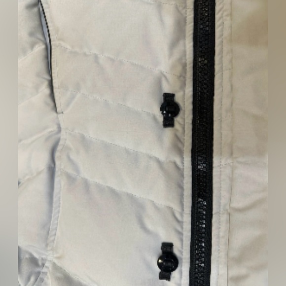 Canada Goose Loretta Jacket - Picture 3 of 16